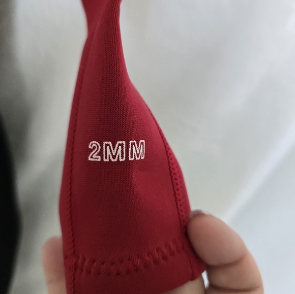 Lemorecn Fullsuit wet suit youth size 8 Red and black premium neoprene 2mm - Picture 3 of 5